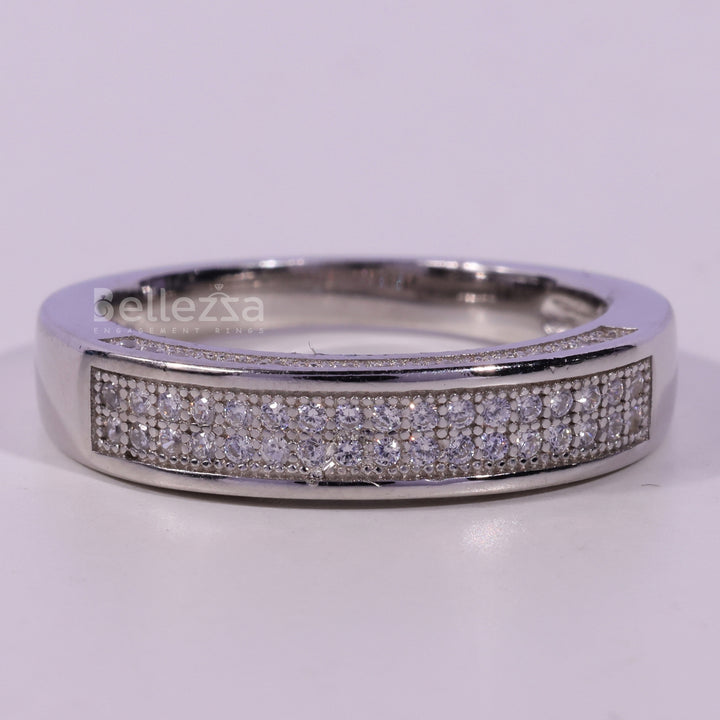 Round Cut Miscro Pave Setting Moissanite Wedding Band