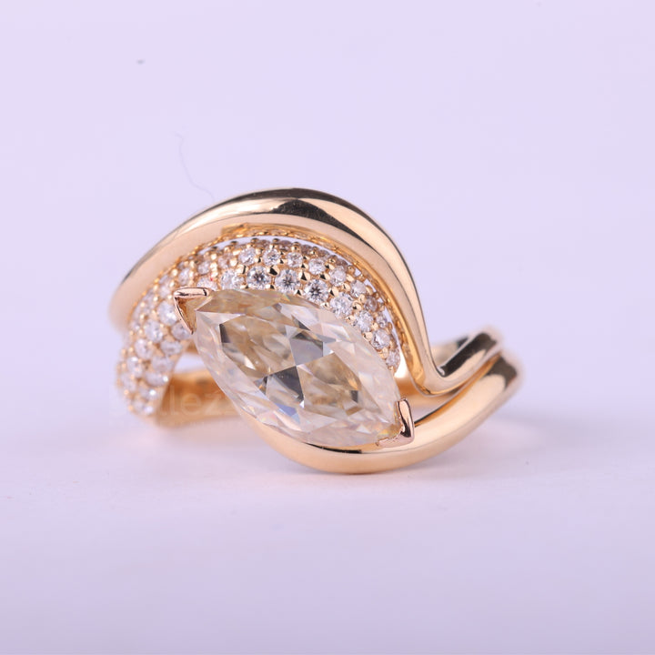 1.50CT East-West Marquise Cut Curved Moissanite Bridal Ring Set