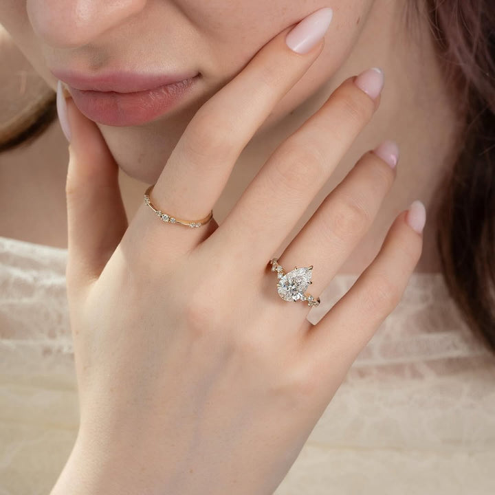 1.5-3.5 CT Pear  Lab Grown Diamond Cluster Setting Engagement Ring