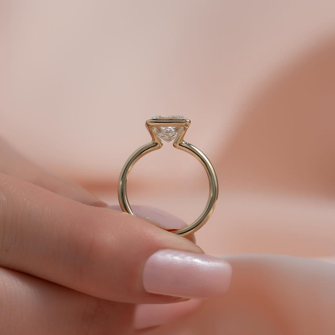 1.0-3.0 CT Princess  Lab Grown Diamond Solitaire Setting Engagement Ring