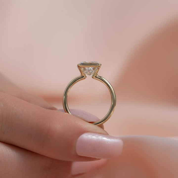 1.0-3.0 CT Princess  Lab Grown Diamond Solitaire Setting Engagement Ring