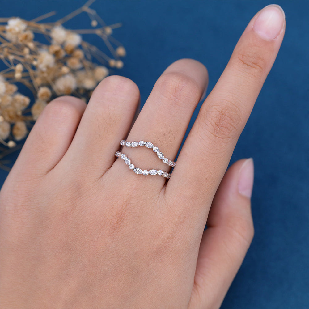 round-marquise-shaped-moissanite-unique-wedding-band