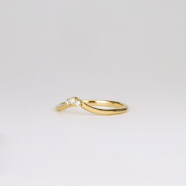 0.04 TCW Round Lab Grown Diamond Curved Wedding Band