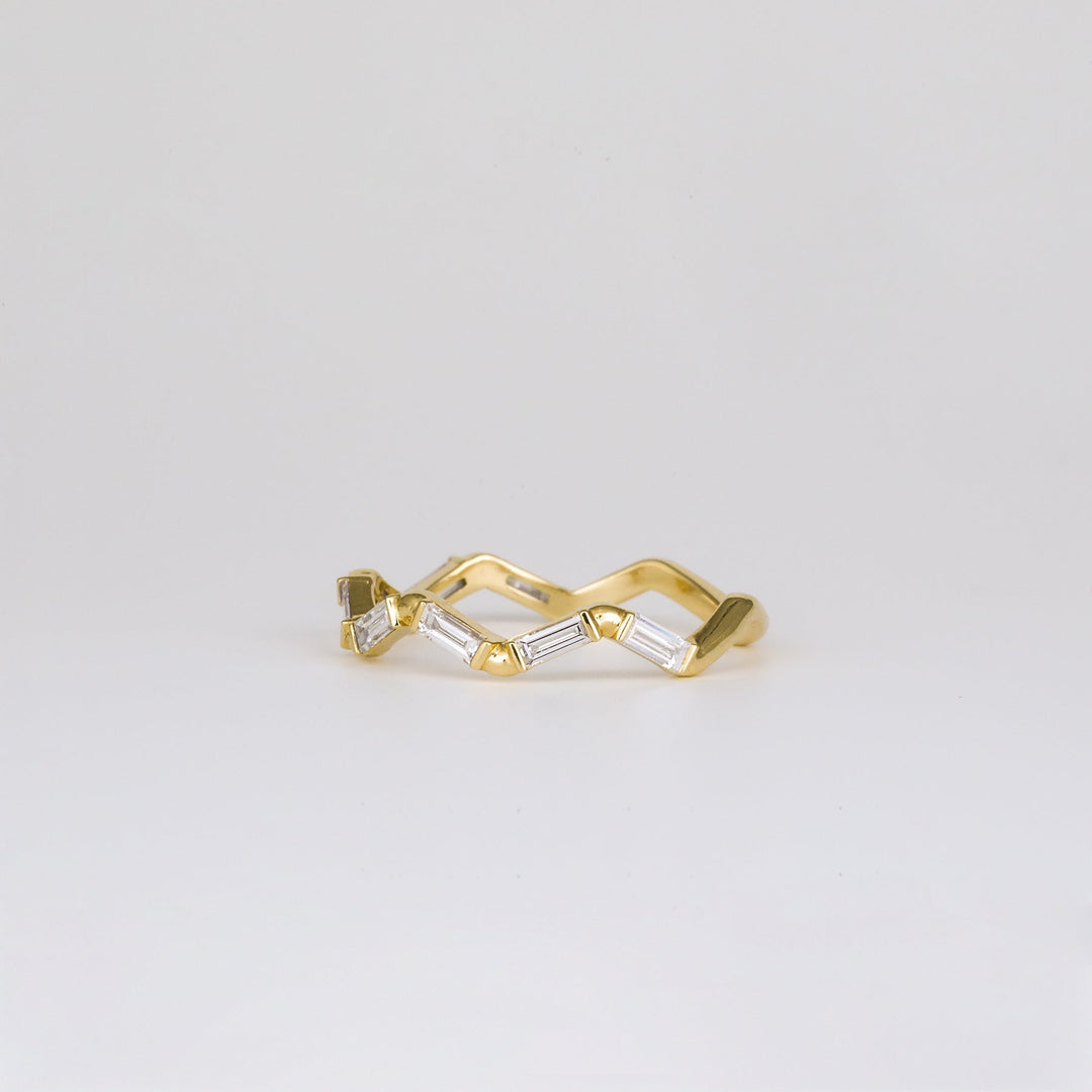 0.44 TCW Baguette Lab Grown Diamond Zig Zag Wedding Band