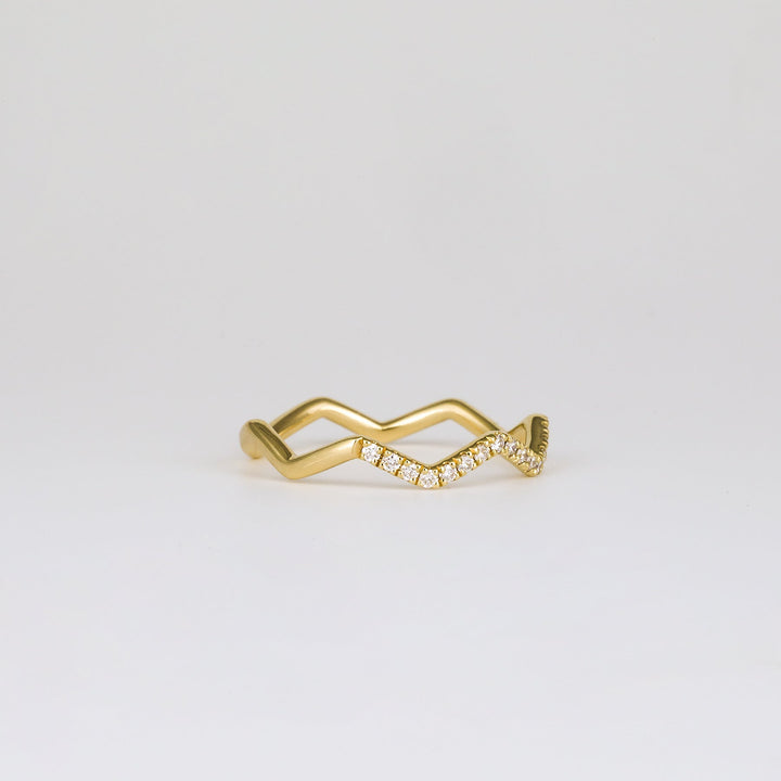 0.44 TCW Round Lab Grown Diamond Zig Zag Wedding Band