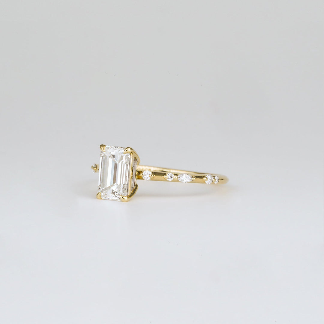 1.0 -3.0 CT Emerald  Lab Grown Diamond Dainty Engagement ring