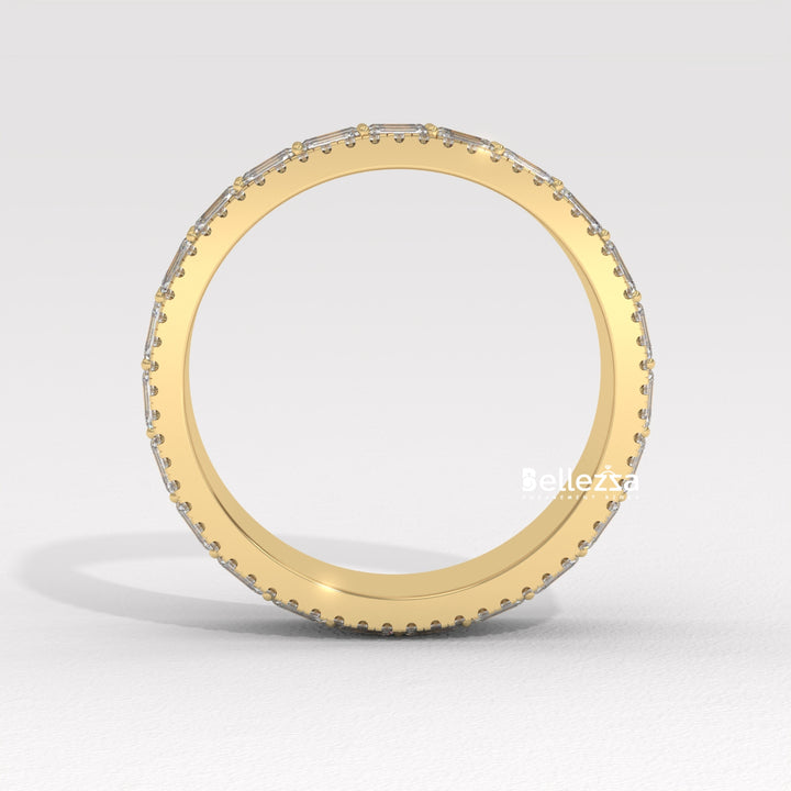 Emerald & Round Diamond Unqiue Lab Grown Wedding Band