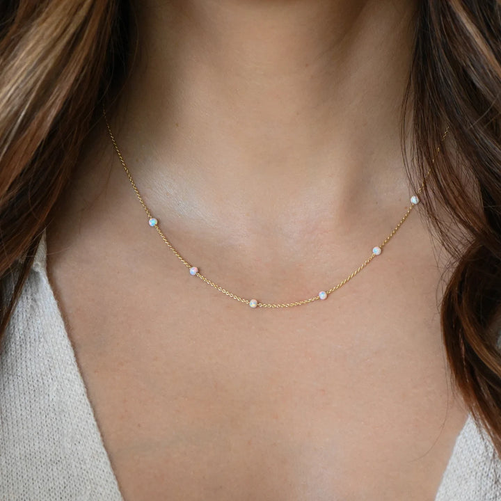 Minimalist Round Cut Opal Gemstone Necklace For Her -October Birthstone