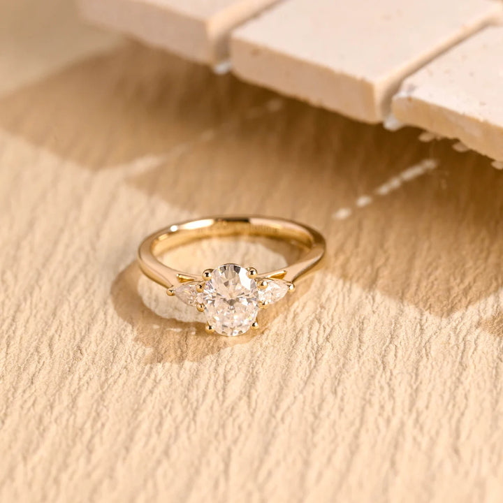 1.0 CT Oval Cut Three Stone Moissanite Engagement Ring