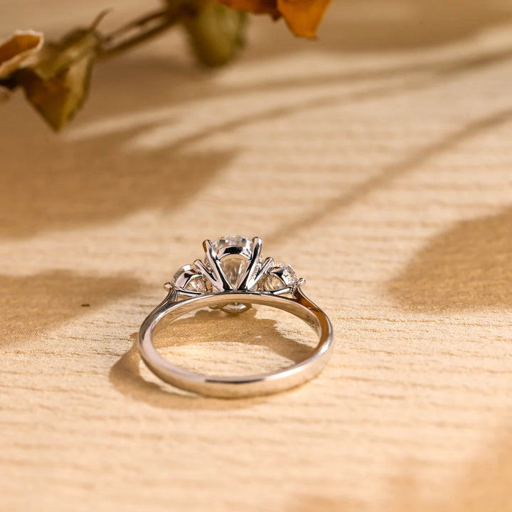 1.0 CT Oval Cut Three Stone Moissanite Engagement Ring