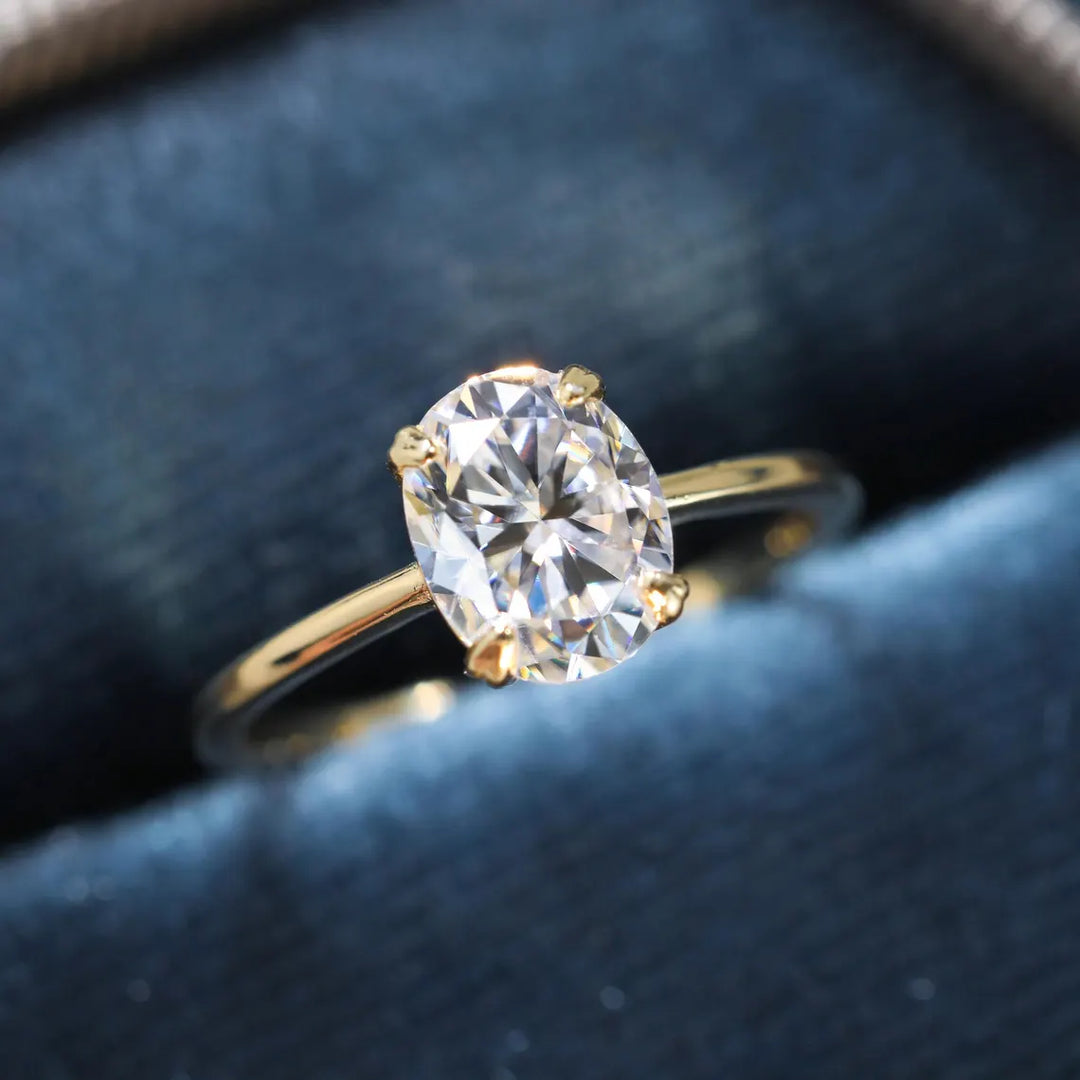 1.0CT Oval Cut Daimond Solitaire Moissanite Engagement Ring