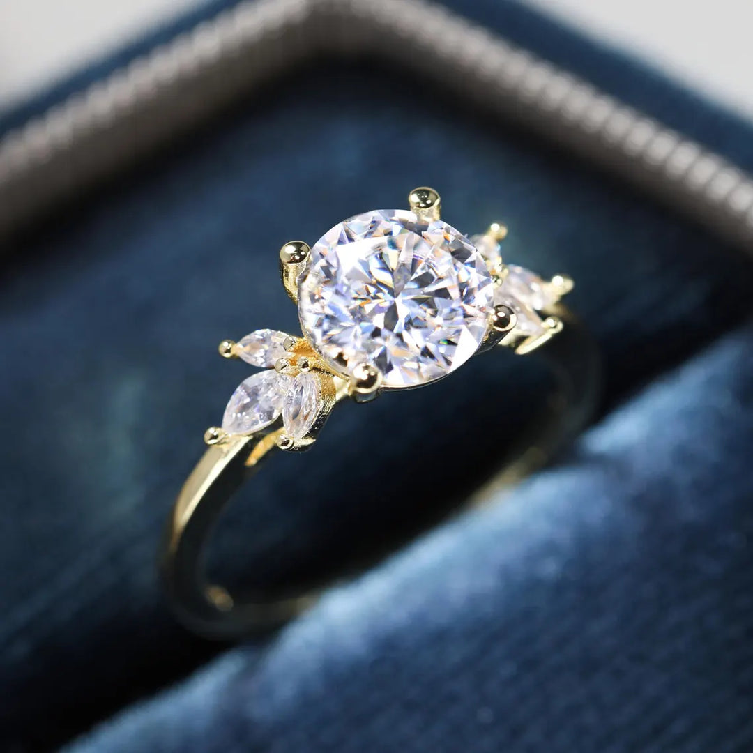 1.0 CT Round Cut Cluster Diamond Moissanite Engagement Ring