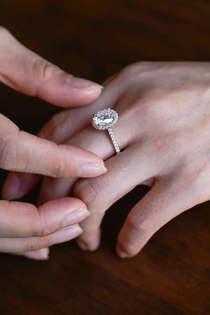 1.0 CT Oval Cut Halo Moissanite Engagement Ring