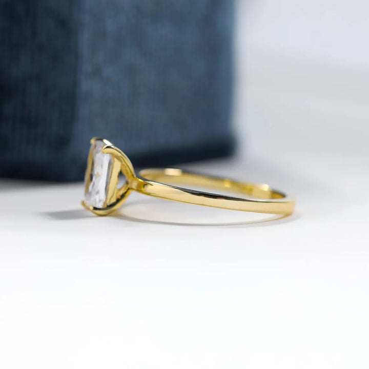 1.0CT Radiant Cut Daimond Solitaire Moissanite Engagement Ring