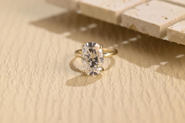 4.0 CT Oval Cut Solitaire Diamond Moissanite Engagement Ring