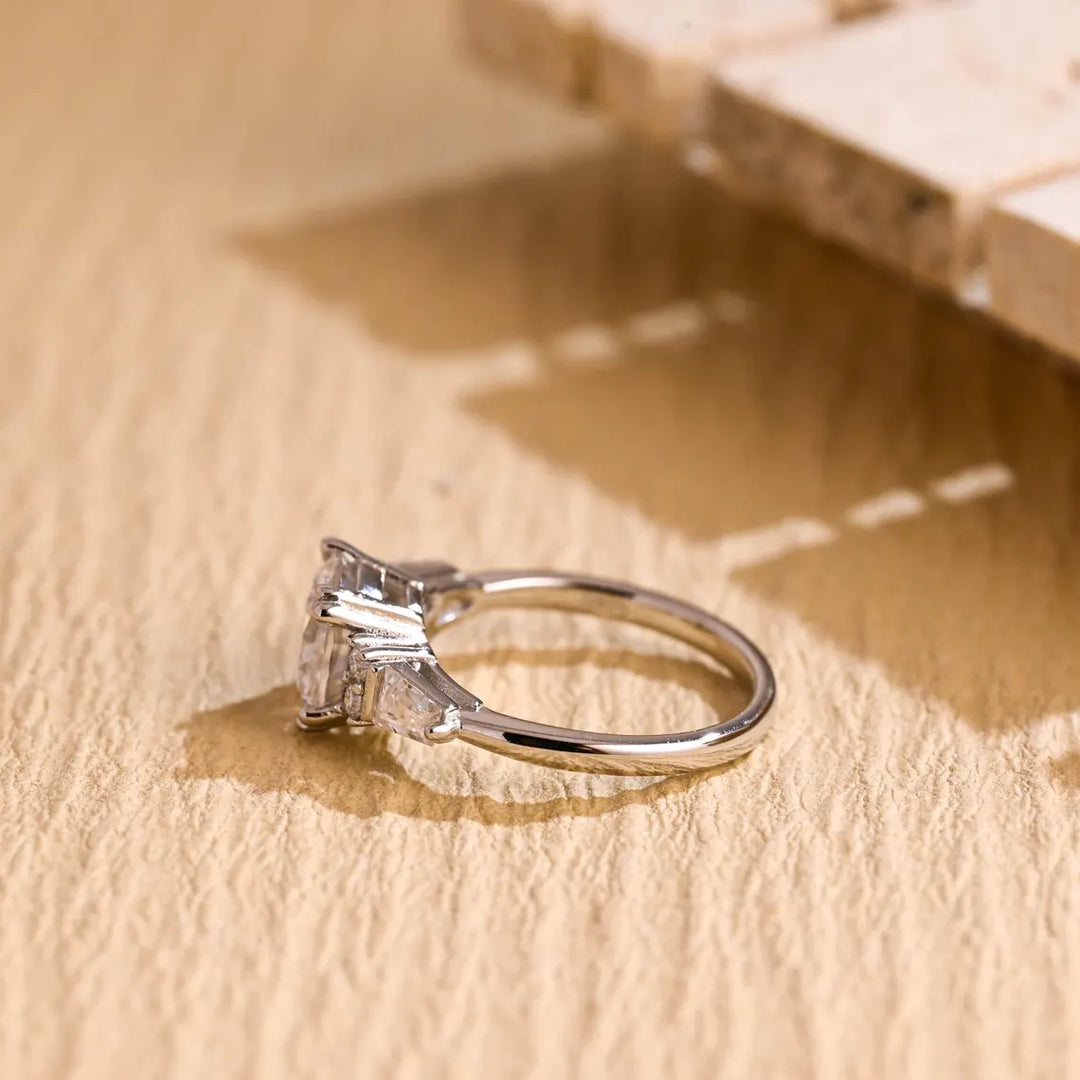 1.50 CT Round Brilliant Cluster Diamond Moissanite Engagement Ring