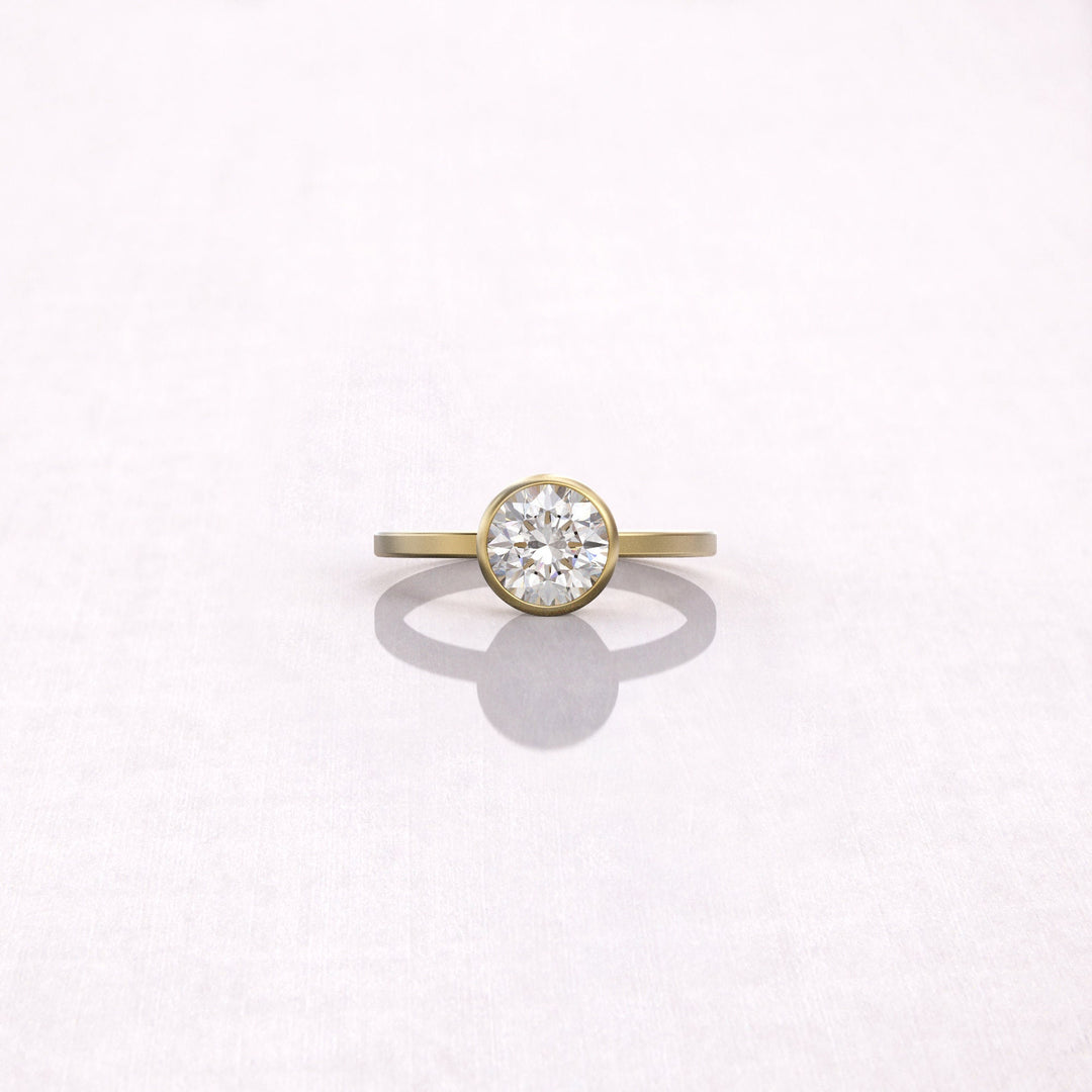 2.0 CT Round Cut Solitaire Moissanite Diamond Bezel Engagement Ring