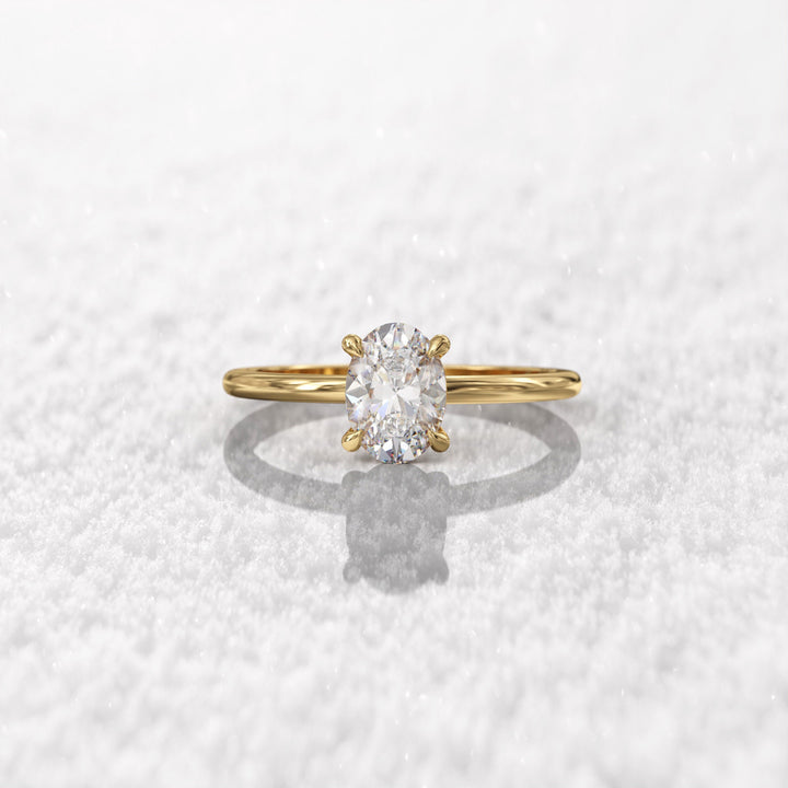 1.0 CT Oval Cut Moissanite Solitaire Diamond Engagement Ring