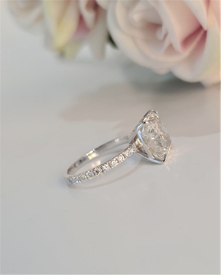 2.0 CT-4.0 CT Cushion Pave Setting Lab Grown Diamond Engagement Ring