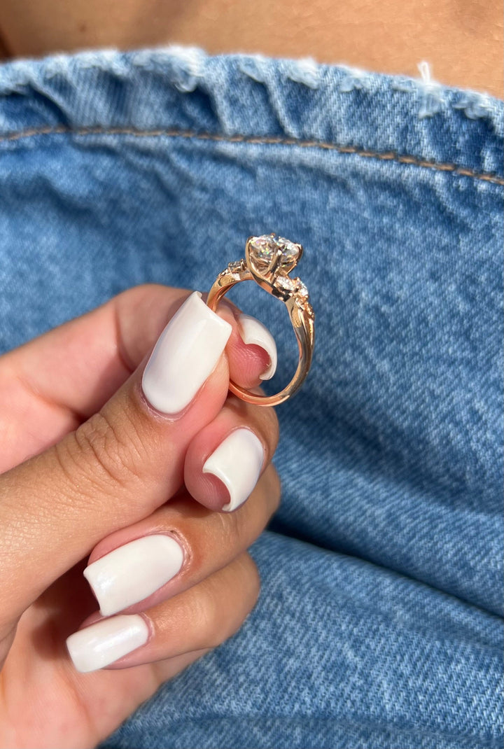 1.0 CT Round Cut Moissanite Diamond Twig Engagement Ring