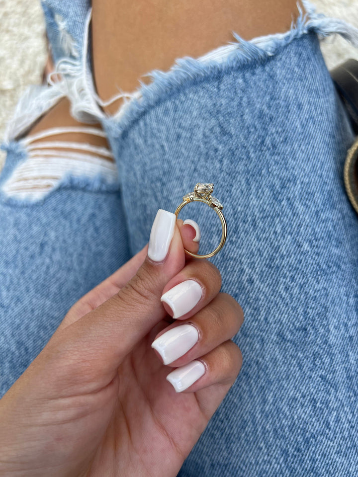 1.0 CT Marquise Cut Three Stone Moissanite Diamond Engagement Ring