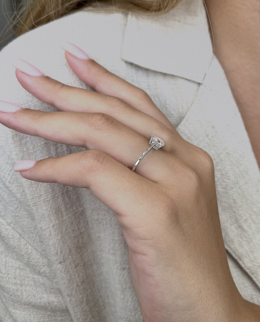 1.0 CT Pear Cut Moissanite Solitaire Diamond Engagement Ring