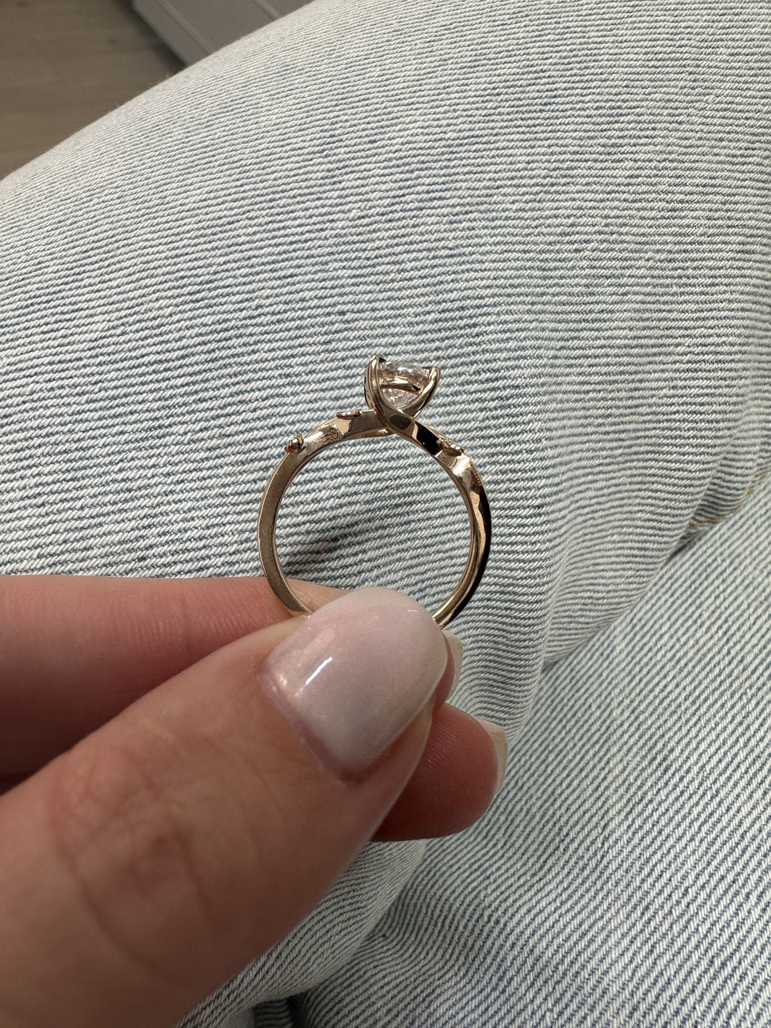 1.0CT Round Cut Moissanite Diamond Twig Engagement Ring