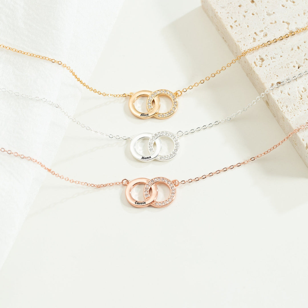 Round Cut Diamond Interlocking Circle Necklace for Her