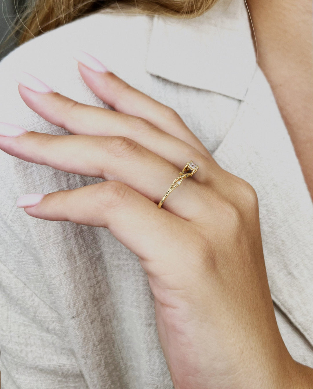 1.5 CT Round Cut Moissanite Diamond Twig Engagement Ring