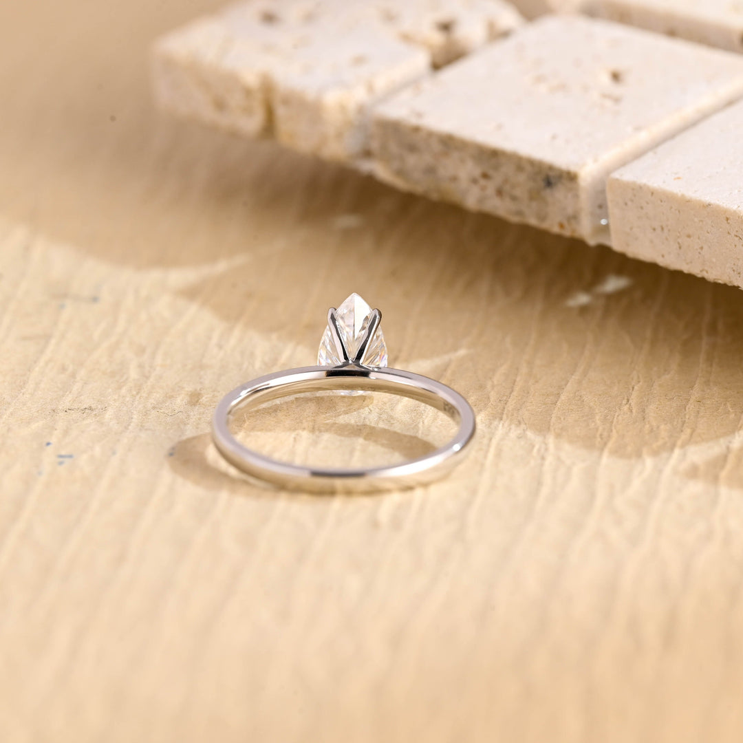 1.0CT Pear Diamond Solitaire Moissanite Engagement Ring