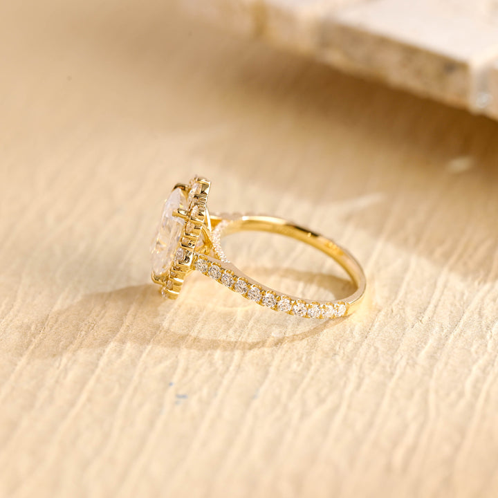 1.50CT Radiant Diamond Halo Moissanite Engagement Ring