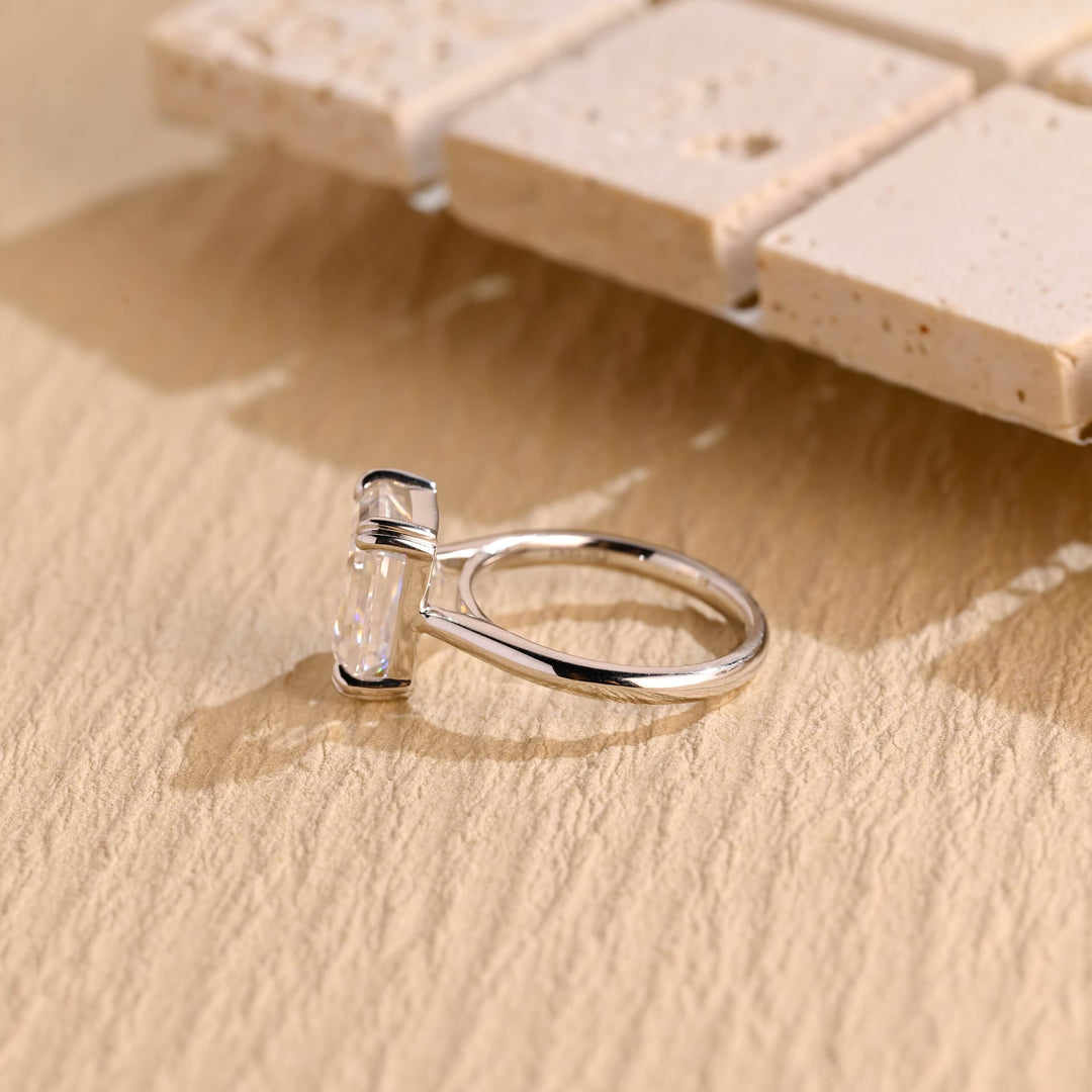 2.0 CT Emerald Cut Solitaire Moissanite Engagement Ring