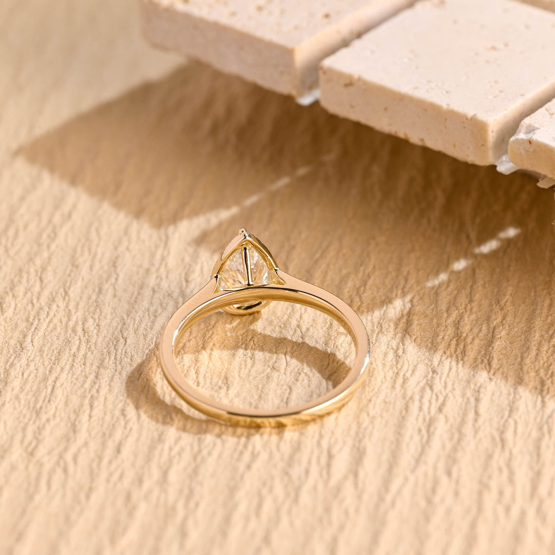 1.0 CT Pear Diamond halo Moissanite Engagement Ring