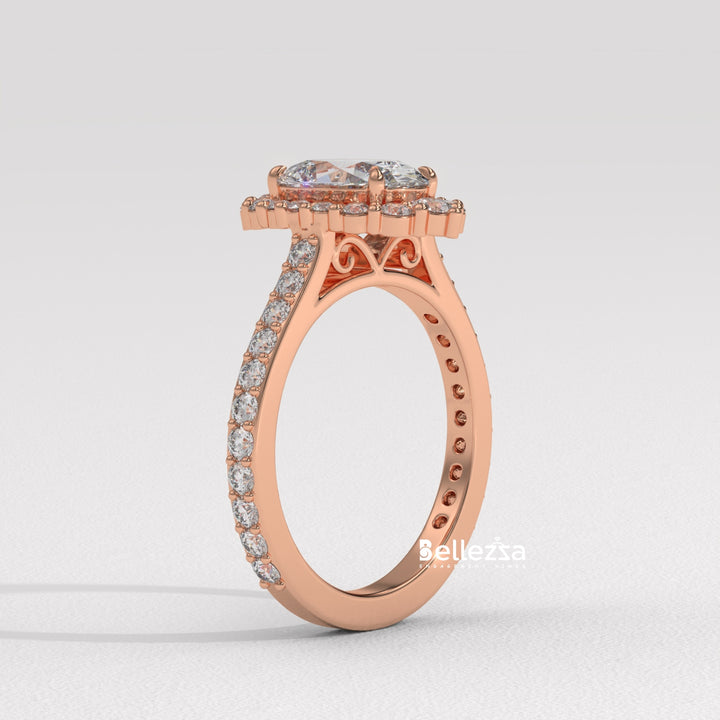 1.50-2.50CT Oval Cut Lab Grown Diamond Cluster Setting Engagement Ring