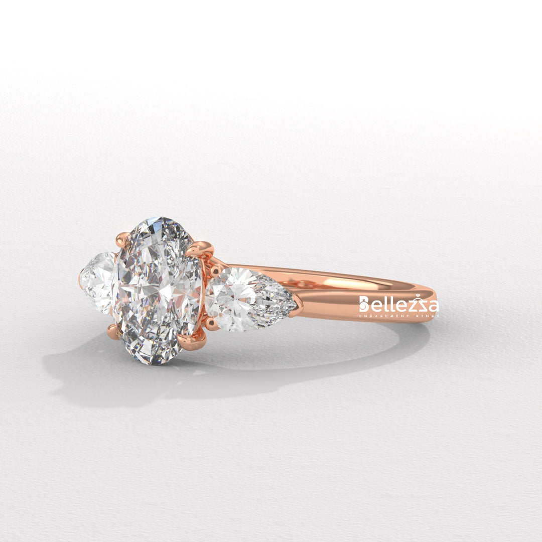 2.0-3.0CT Oval Diamond Three Stone Setting Lab Grown Engagement Ring