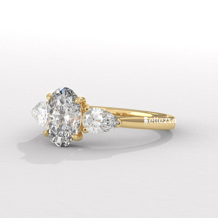 2.0-3.0CT Oval Diamond Three Stone Setting Lab Grown Engagement Ring
