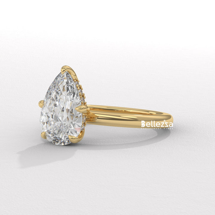 2.0-3.0CT Pear Cut Hidden Halo CVD Diamond Engagement Ring