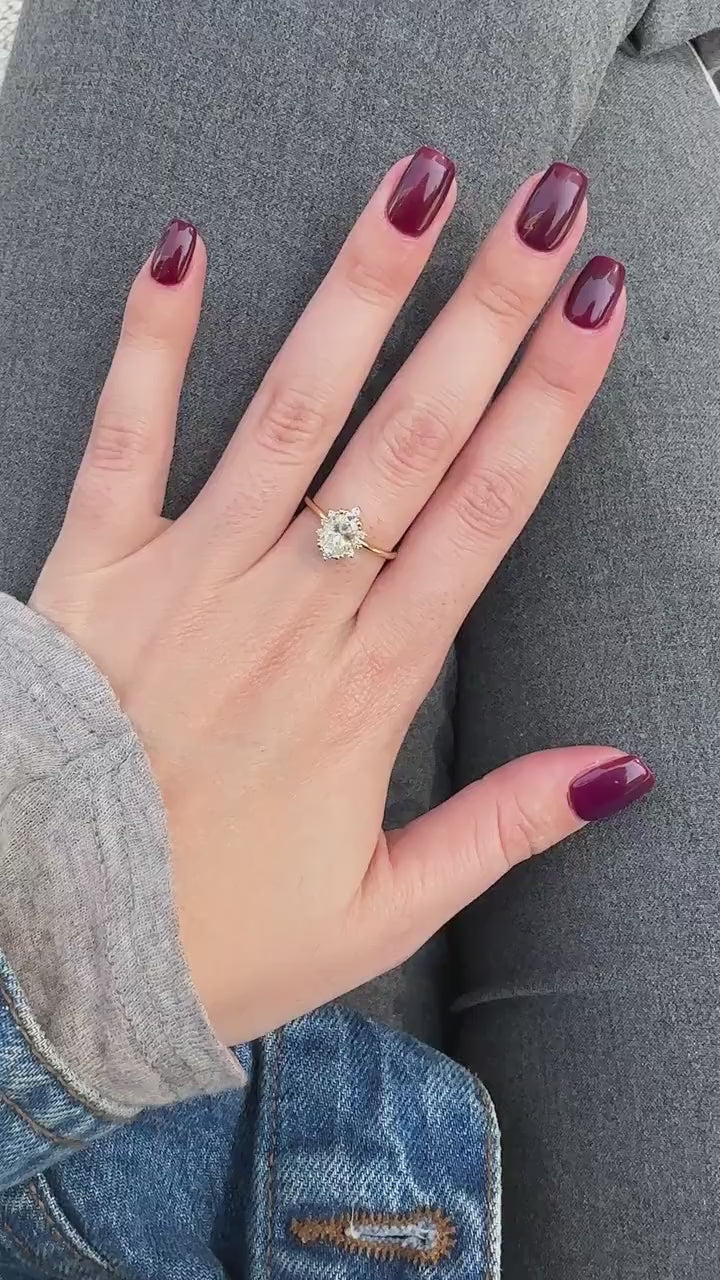 1.0 CT Oval Cut Moissanite Cluster Halo Engagement Ring
