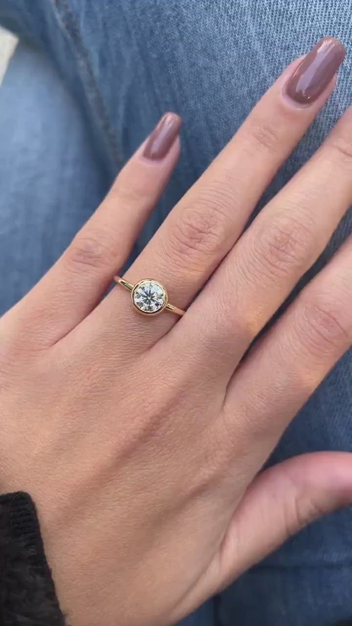 1.0 CT Round Cut Solitaire Moissanite Diamond Bezel Engagement Ring