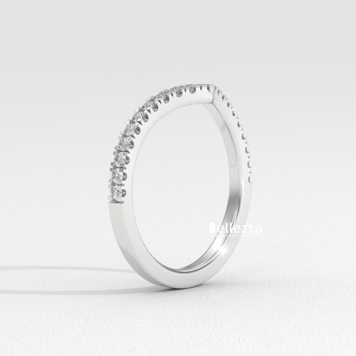 Round Diamond Curved Style Lab Grown Wedding Band