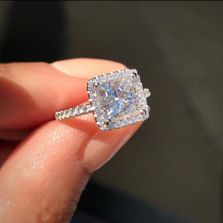 2 CT Princess Cut Halo Moissanite Engagement Ring