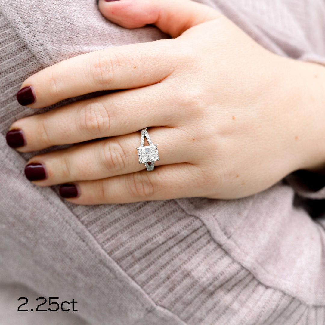 2.50CT Radiant Cut Moissanite Trellis Split Shank Diamond Engagement Ring