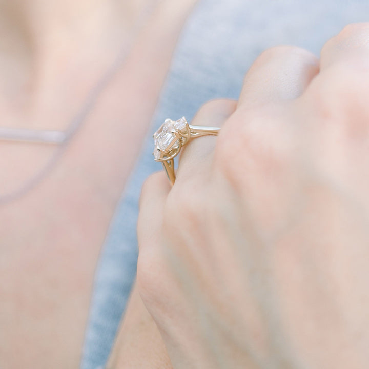 3.0CT Emerald Cut Moissanite Three Stone Diamond Engagement Ring