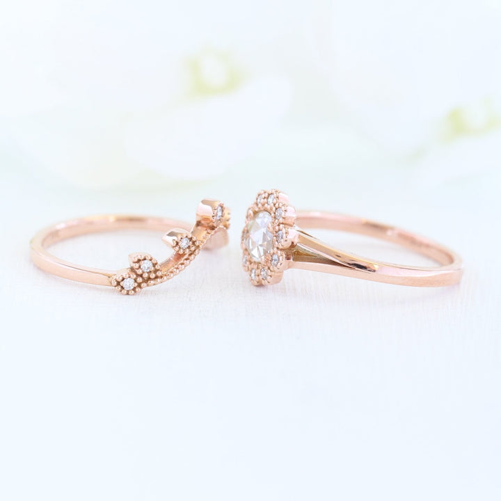 Round Cut Moissanite Ring With Leaf Diamond Band