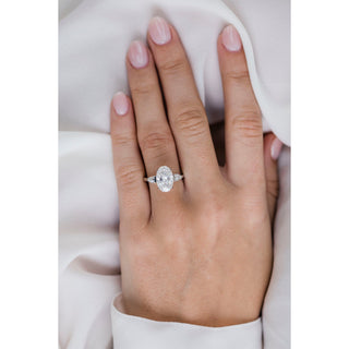 4.0CT Oval Cut 3 Stone Moissanite Diamond Engagement Ring