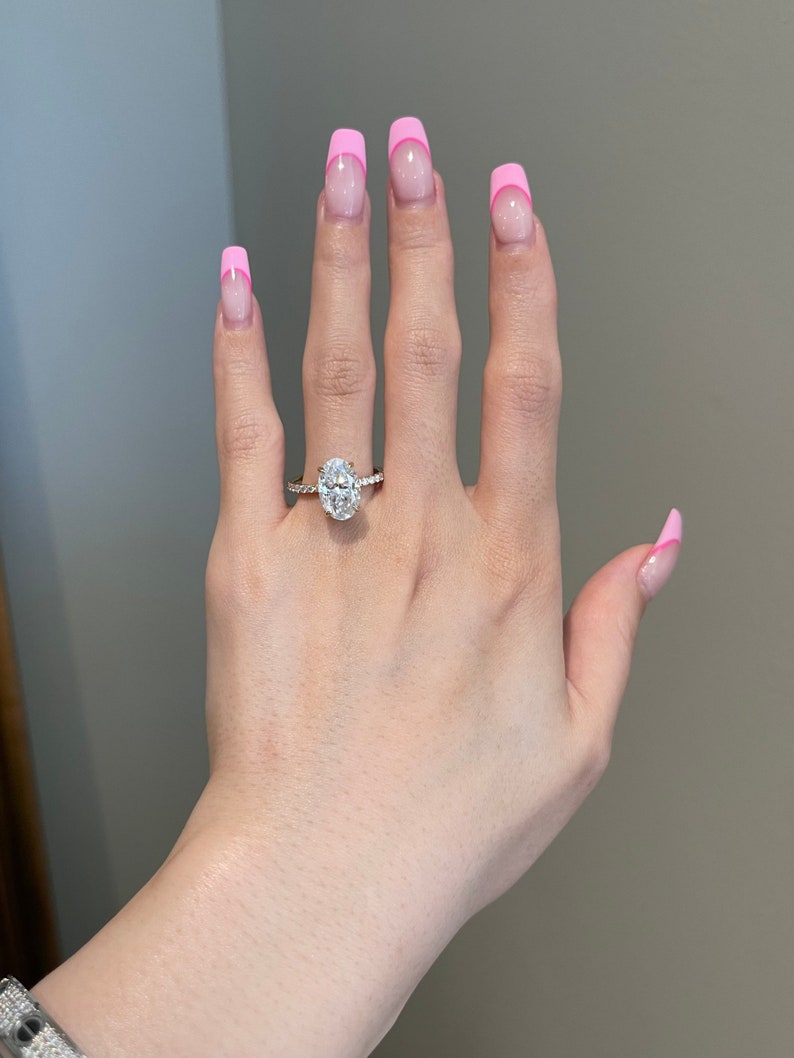 4CT Elongated Oval Cut Pave Moissanite Diamond Engagement Ring