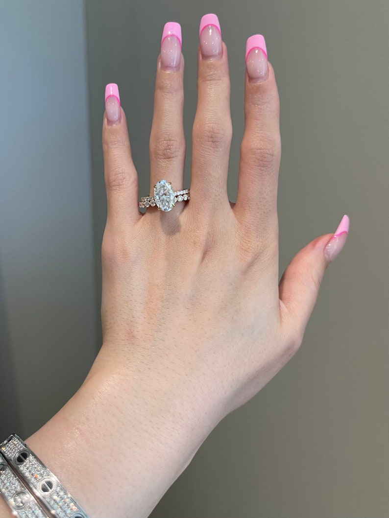 4CT Elongated Oval Cut Pave Moissanite Diamond Engagement Ring