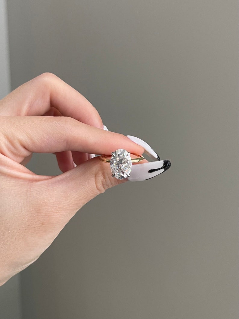 5.0CT Elongated Oval Diamond Hidden Halo Moissanite Engagement Ring