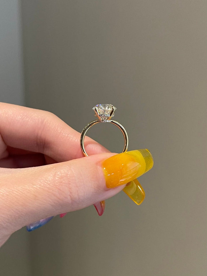 5.0CT Elongated Oval Diamond Hidden Halo Moissanite Engagement Ring