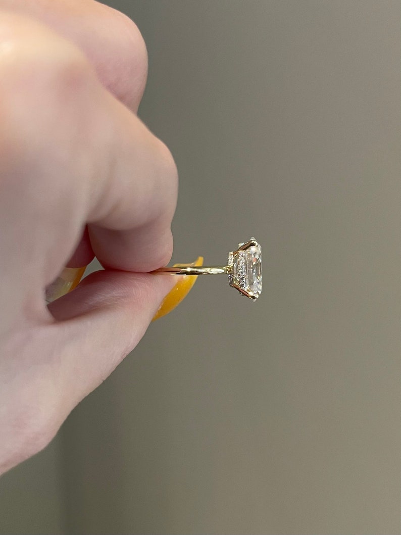 5.0CT Elongated Oval Diamond Hidden Halo Moissanite Engagement Ring